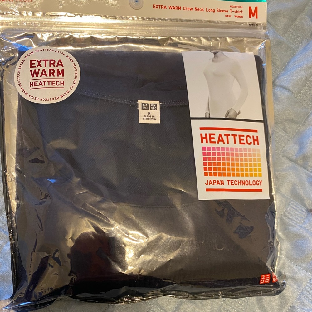 Uniqlo heat tech size M extra warm. Brand new in original packaging